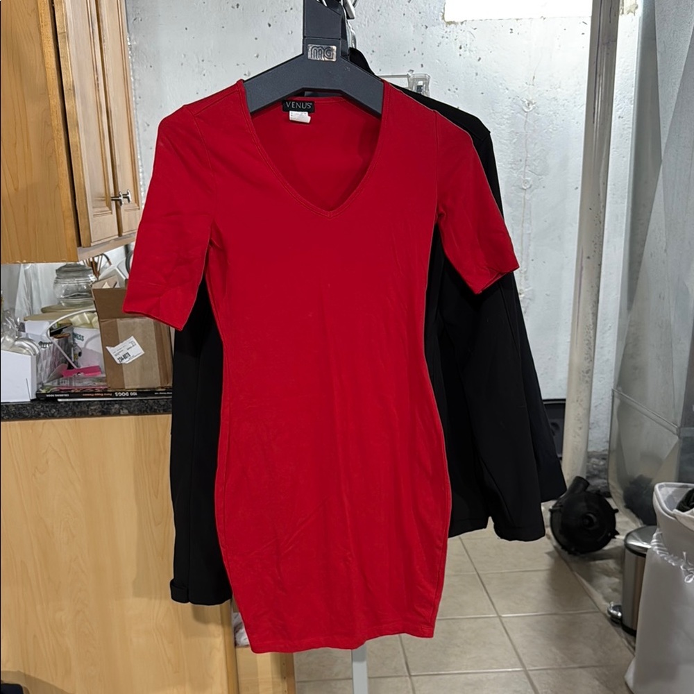 VENUS Red V-Neck Bodycon Dress for a Night Out
